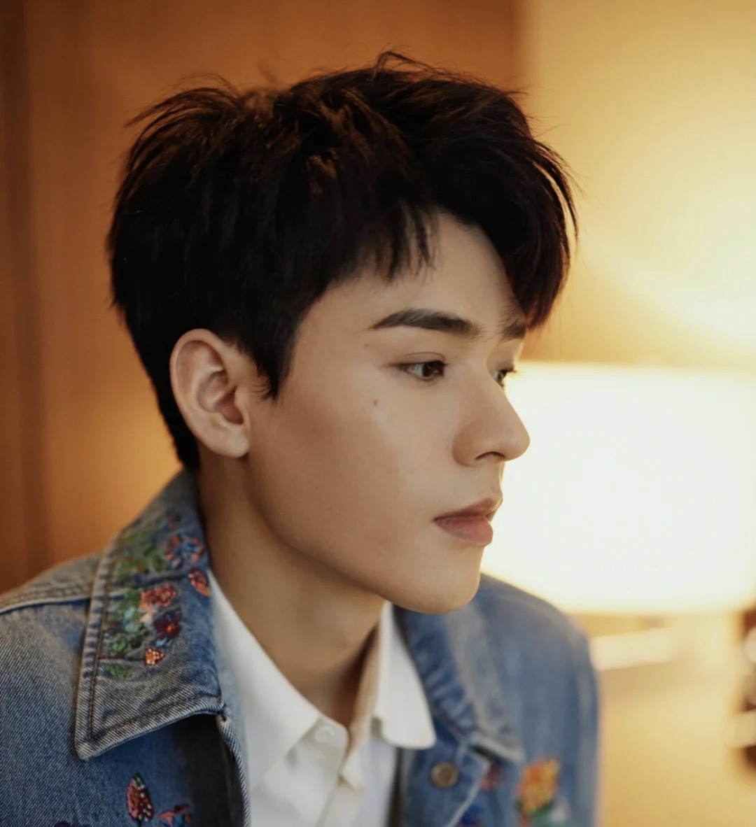 张予曦和龚俊,就是失散多年的兄妹吧,太像了!