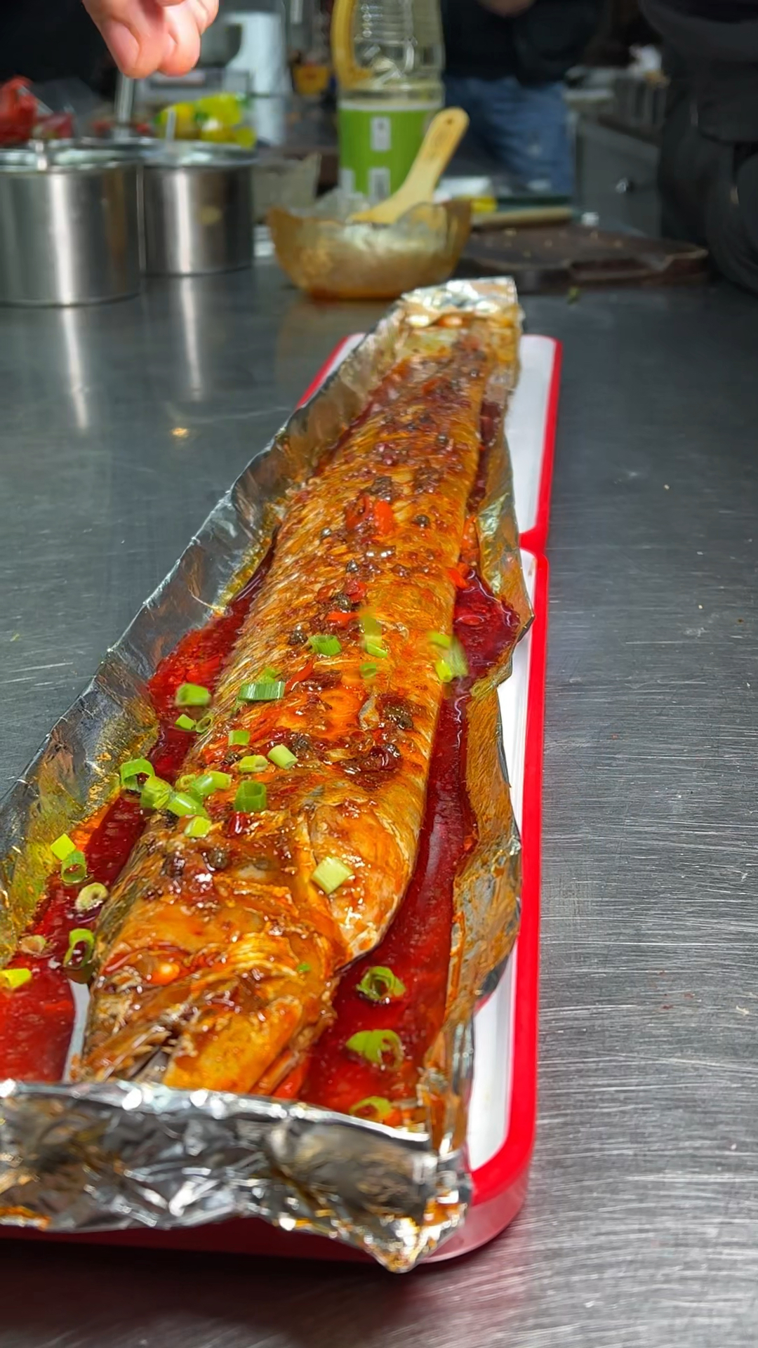 烧烤美食锡纸带鱼