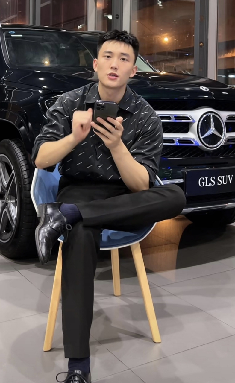 奔驰帅哥第二弹