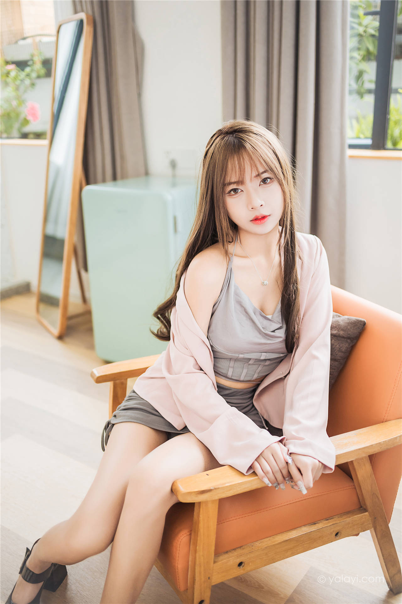 [YALAYI雅拉伊] 2022.05.23 No.933 试镜 阿禾 [37P/388MB]