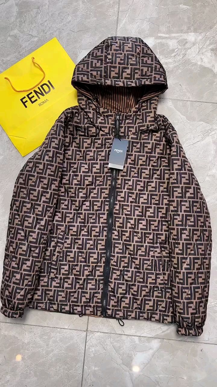 fendi羽绒服图片