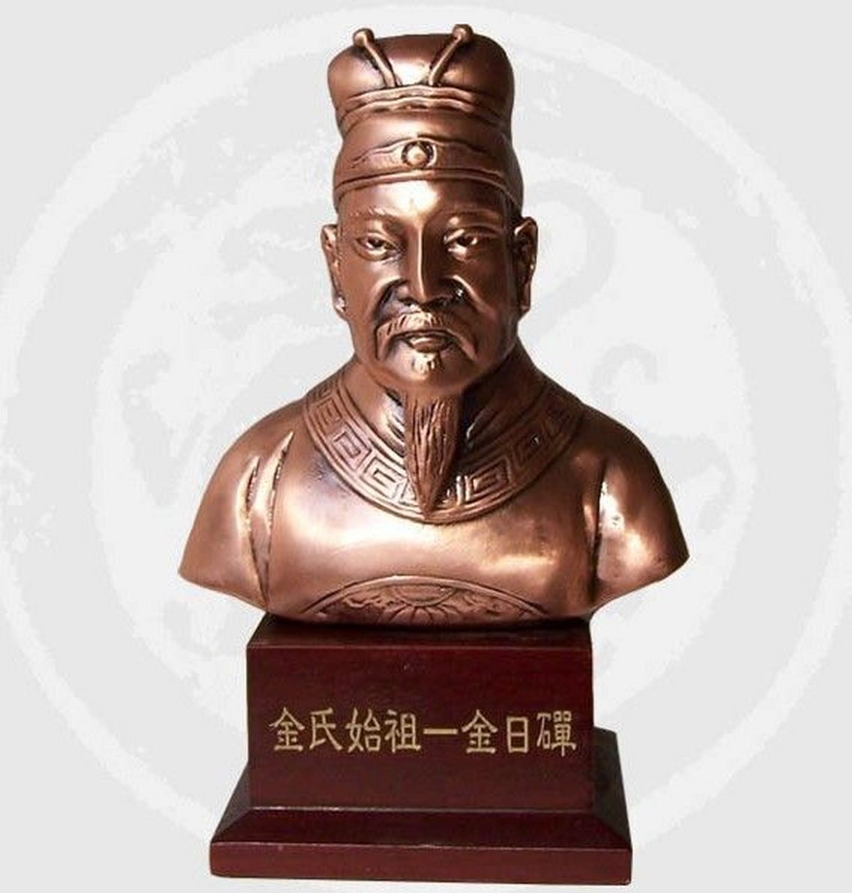 任命霍光,金日磾,上官桀,桑弘羊四人为托孤大臣,辅佐年幼的刘弗陵