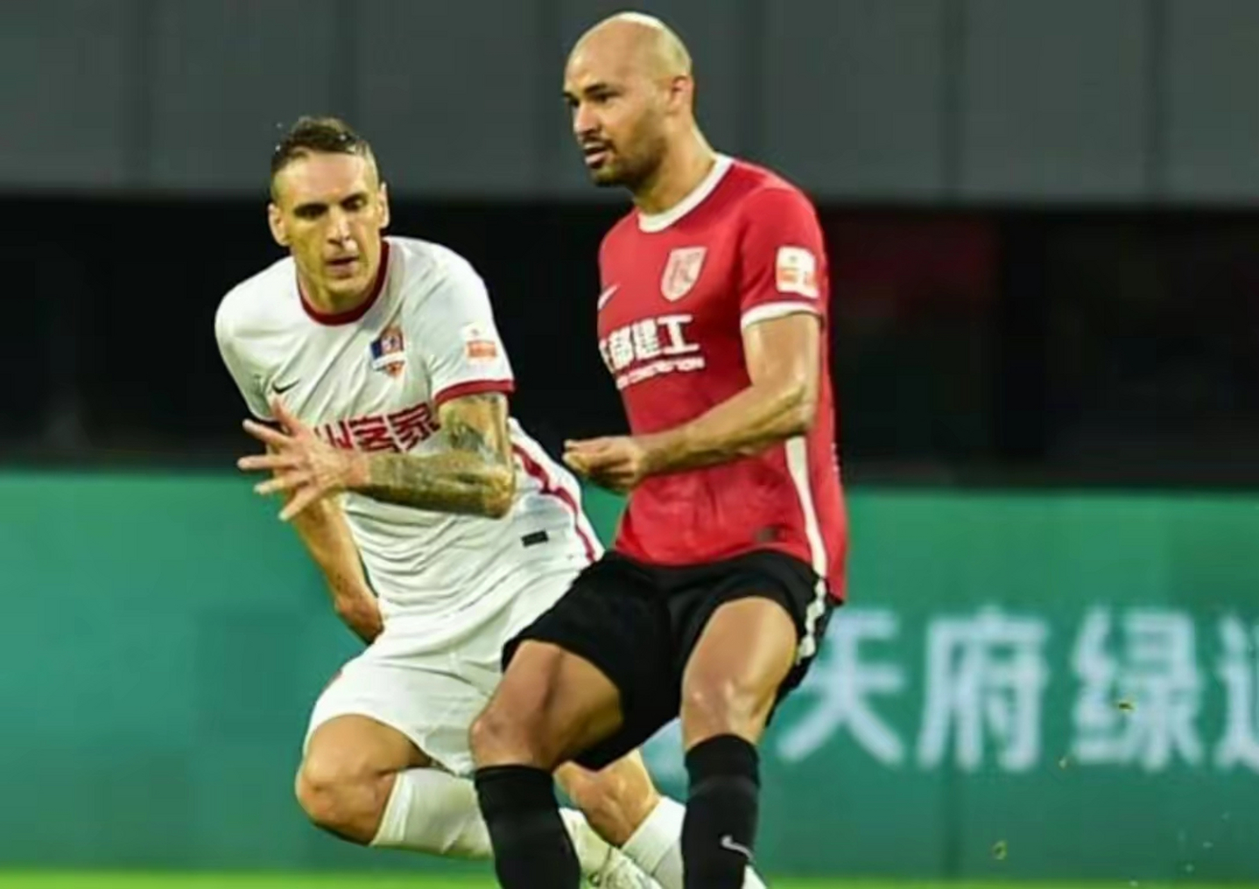 费利佩:中超最难缠的对手是泰山队#   各种绯闻缠身的鲁能泰山最近一