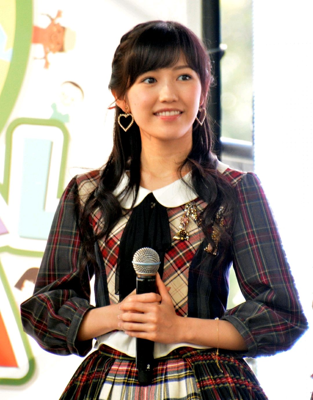 泪失禁张艺凡,站不高陈卓璇,刚退圈的渡边麻友才是完美少女偶像