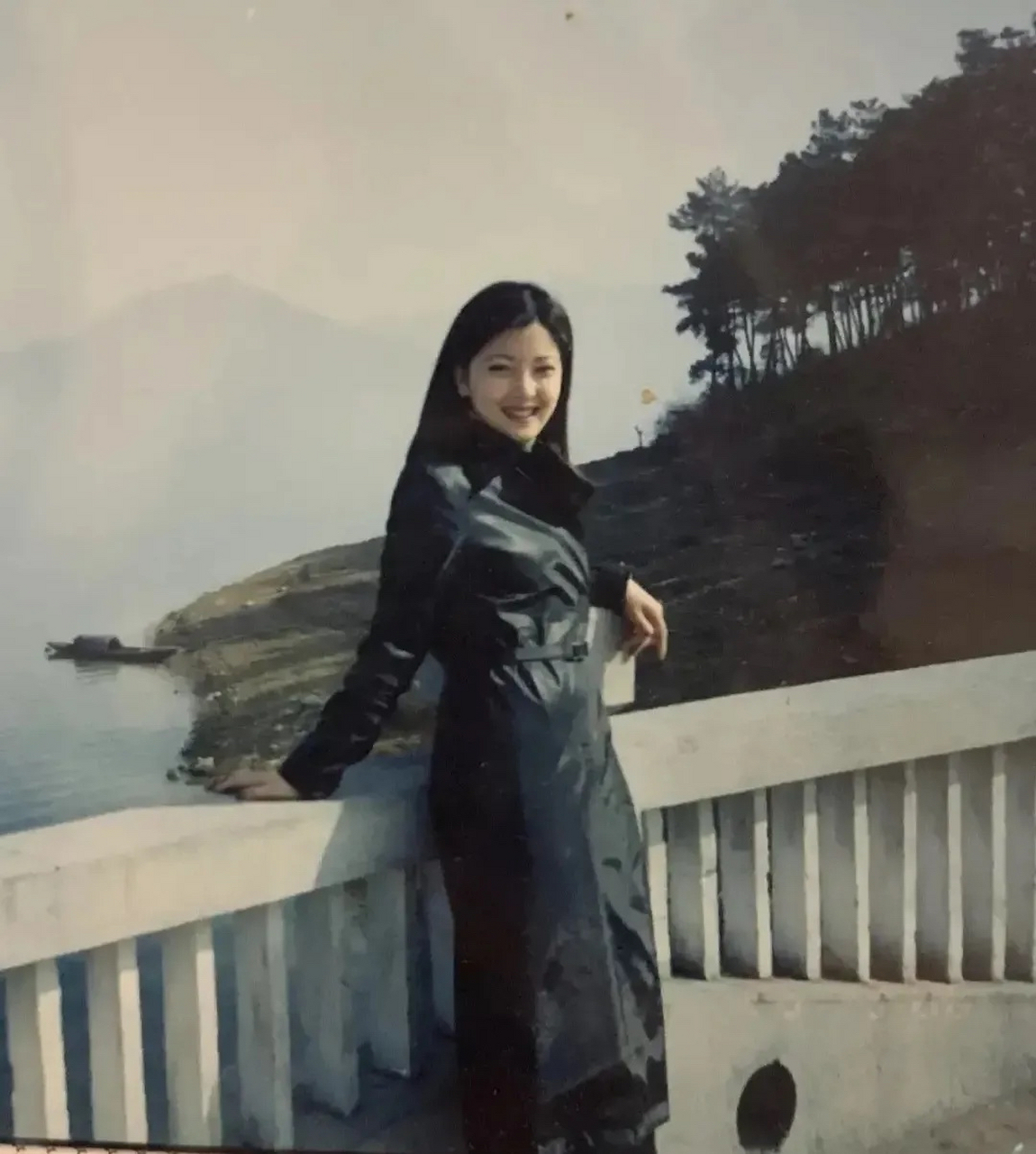 上世纪90年代女性服装图片