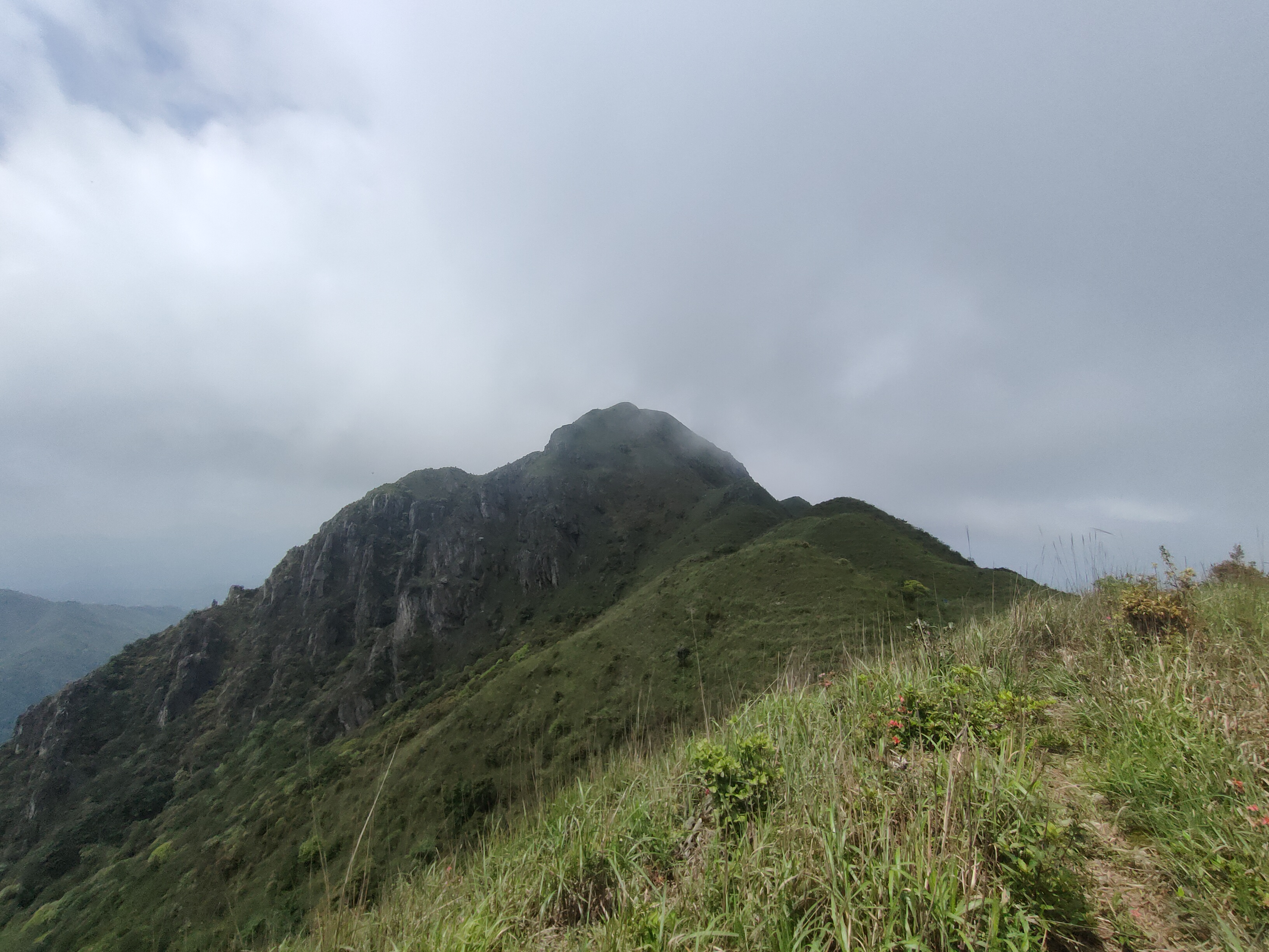 219~220,2021走偷鸡路线双登韶关龙斗峰金竹 