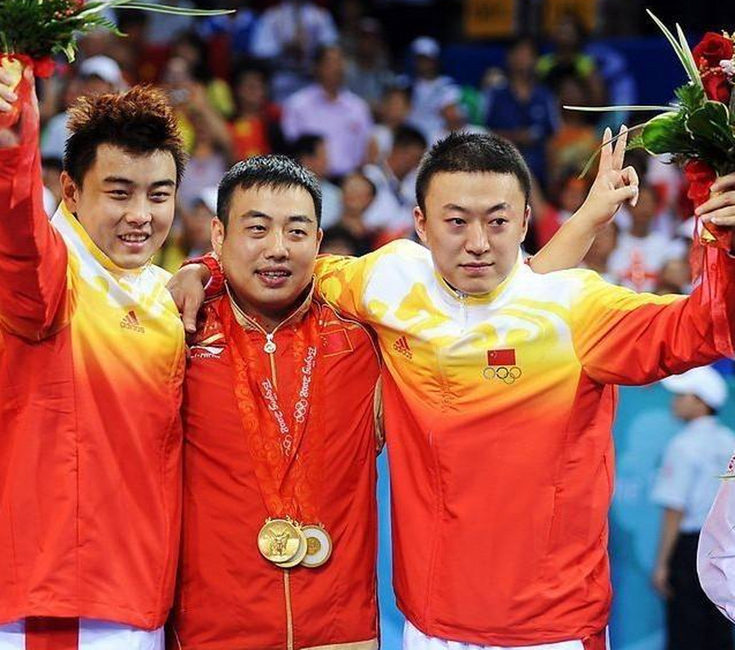 其实,2003/2004年是国乒男队的黑暗时刻,以孔令辉,王励勤,王皓和马琳