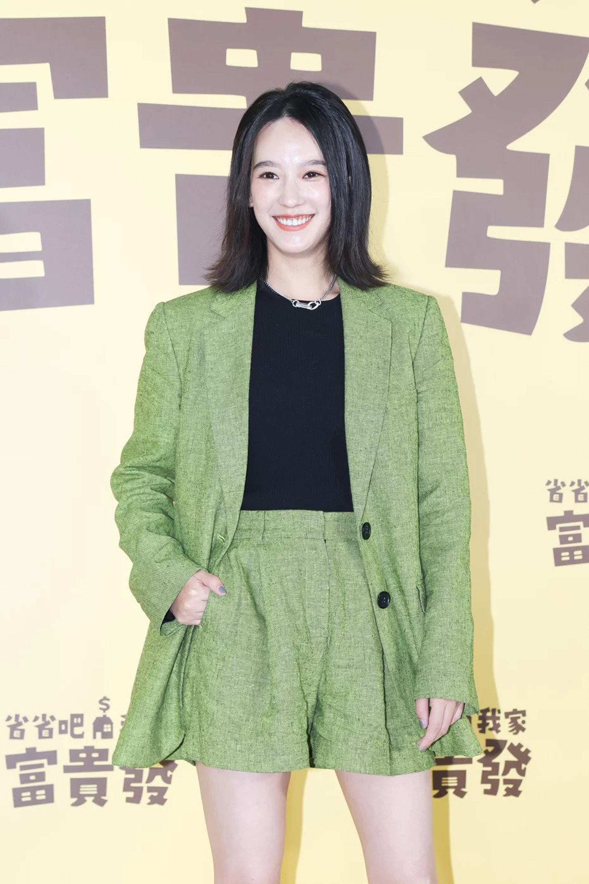 孟耿如挺过黄子佼性骚 自创产品爆炸恐挨告