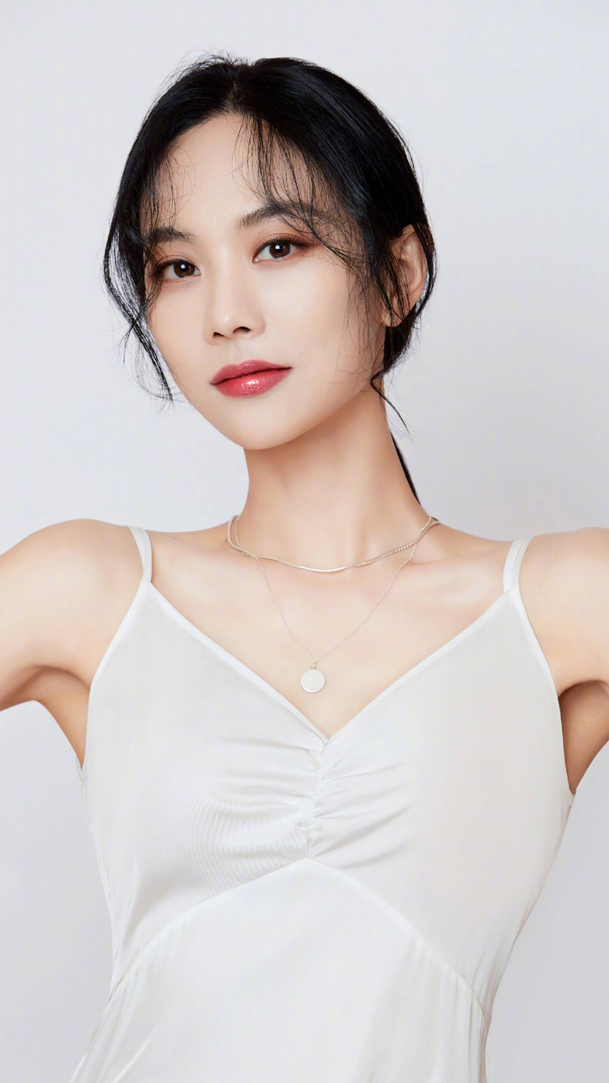 歌手王霏霏,舞台上的女王,花庭开满庭,扶风唱青,来看美照