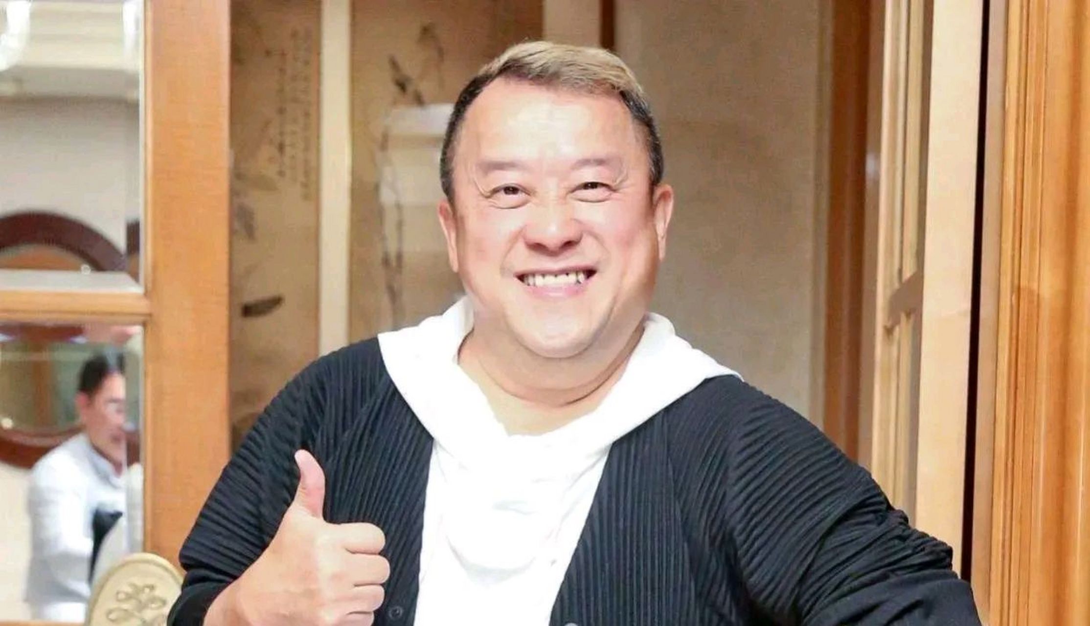 曾志伟在tvb长达41年,并担任tvb总经理,成为香港圈内的大人物.