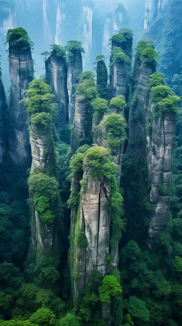 这地因为太过险峻,从未向游客开放过 奇峰峻岭,如果有这么一个地方