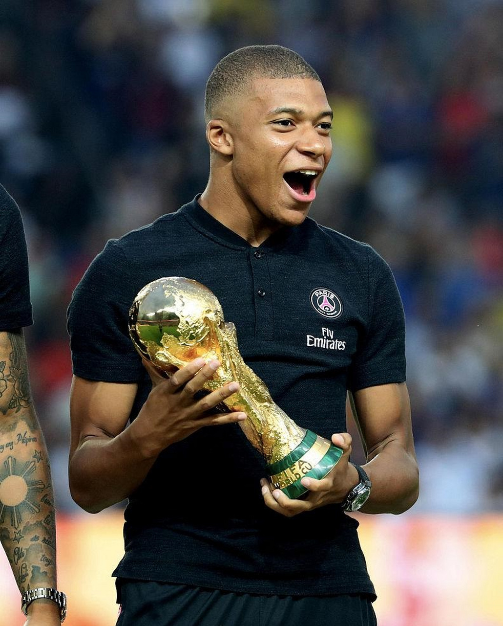 姆巴佩身价多少人民币(姆巴佩身价多少亿2021) 姆巴佩身价多少人民币(姆巴佩身价多少亿2021)