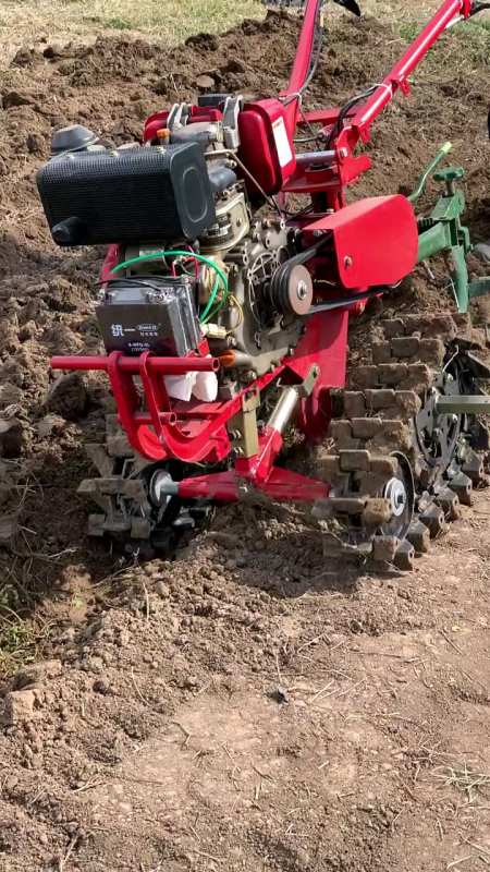 双履带微耕机可以旋耕的链轨式犁地机-度小视