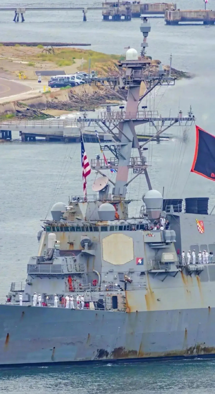 别说,说就是美国海军训练强度大部署时间长,生点锈怎么了?