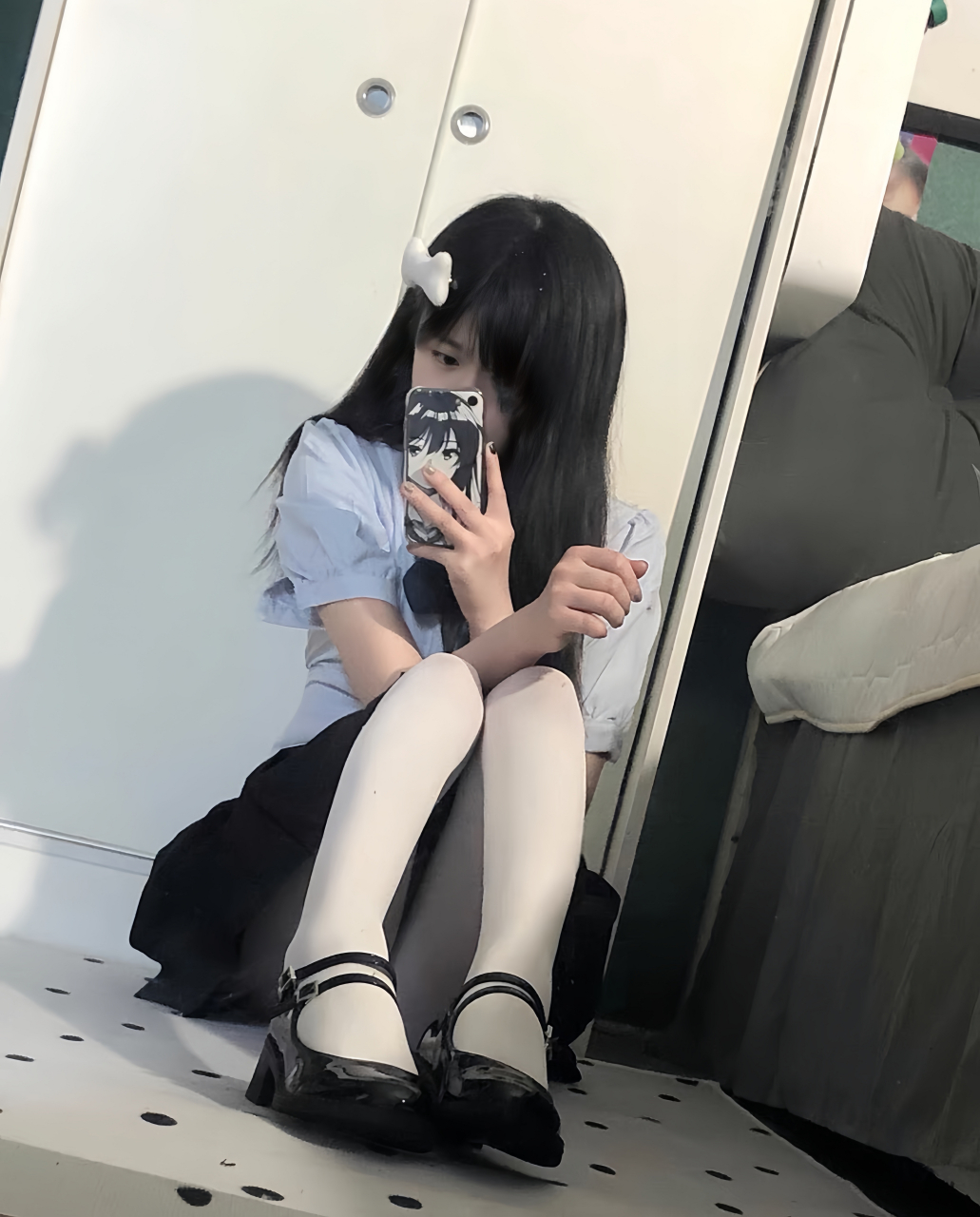 快来做个小辣妹,白丝配个小皮鞋,真的不要太好看99