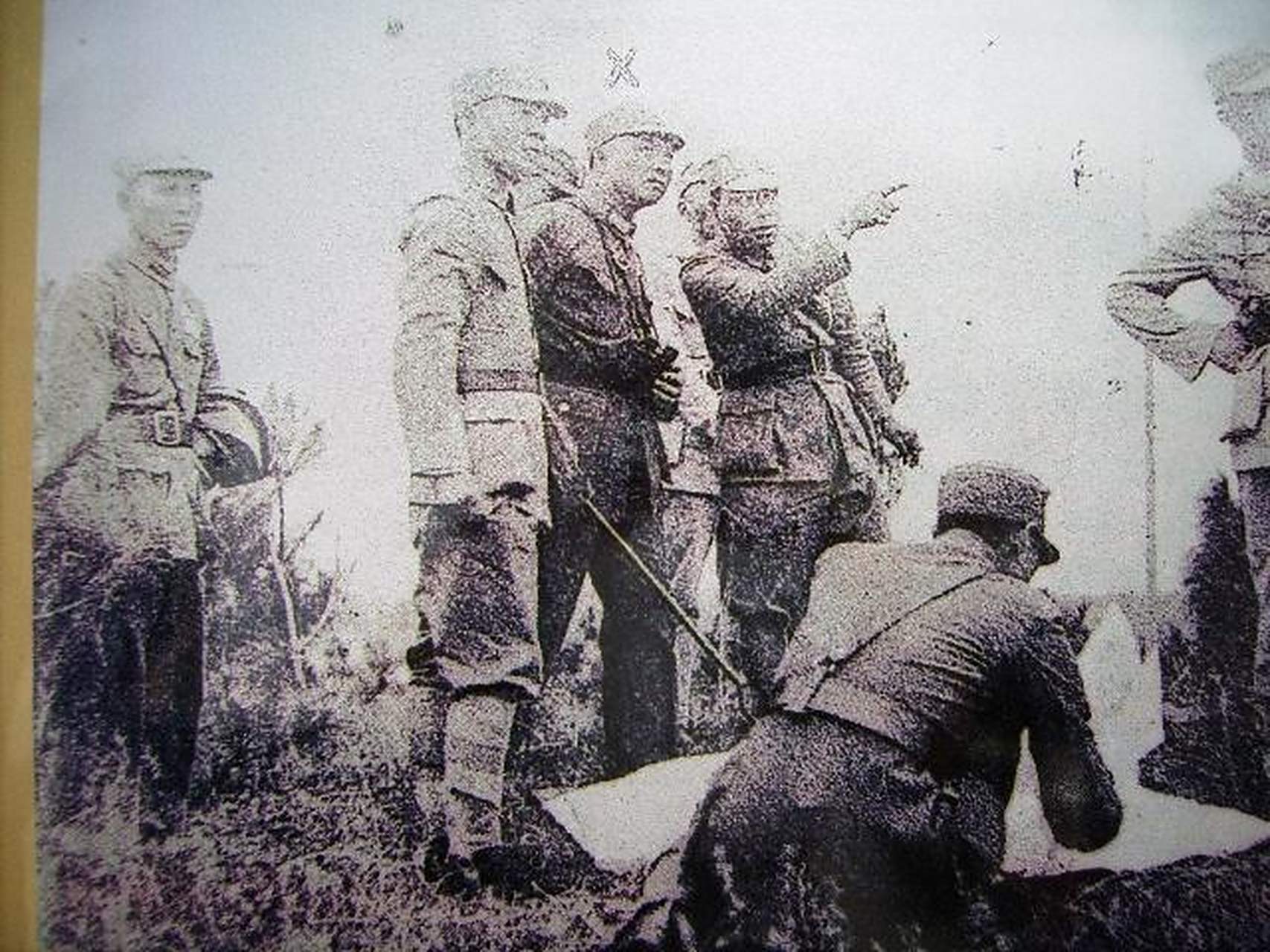 黄贤度的三个保证:        1941年,有"虎贲军"之称的74军为抵御日军而