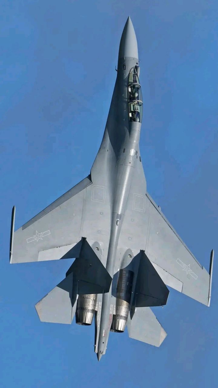 最新型军机家族亮相!