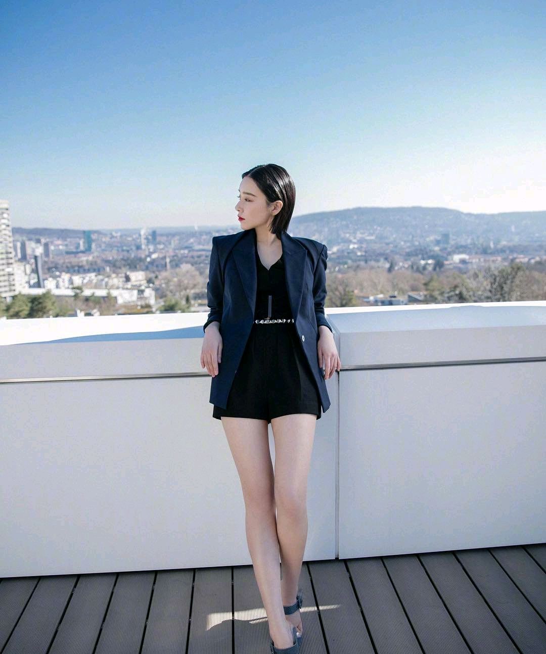 阚清子:大长腿太美了