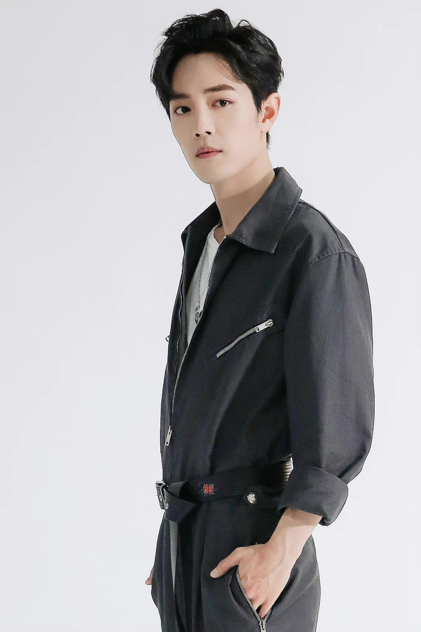 工装连体裤战!兔子队长的大长腿!#肖战