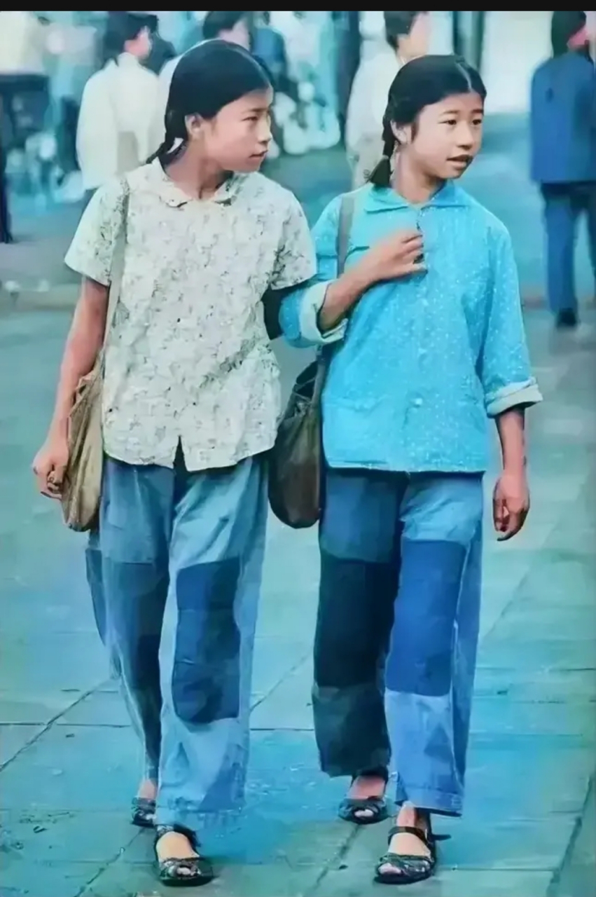 70年代服装图片大全图片