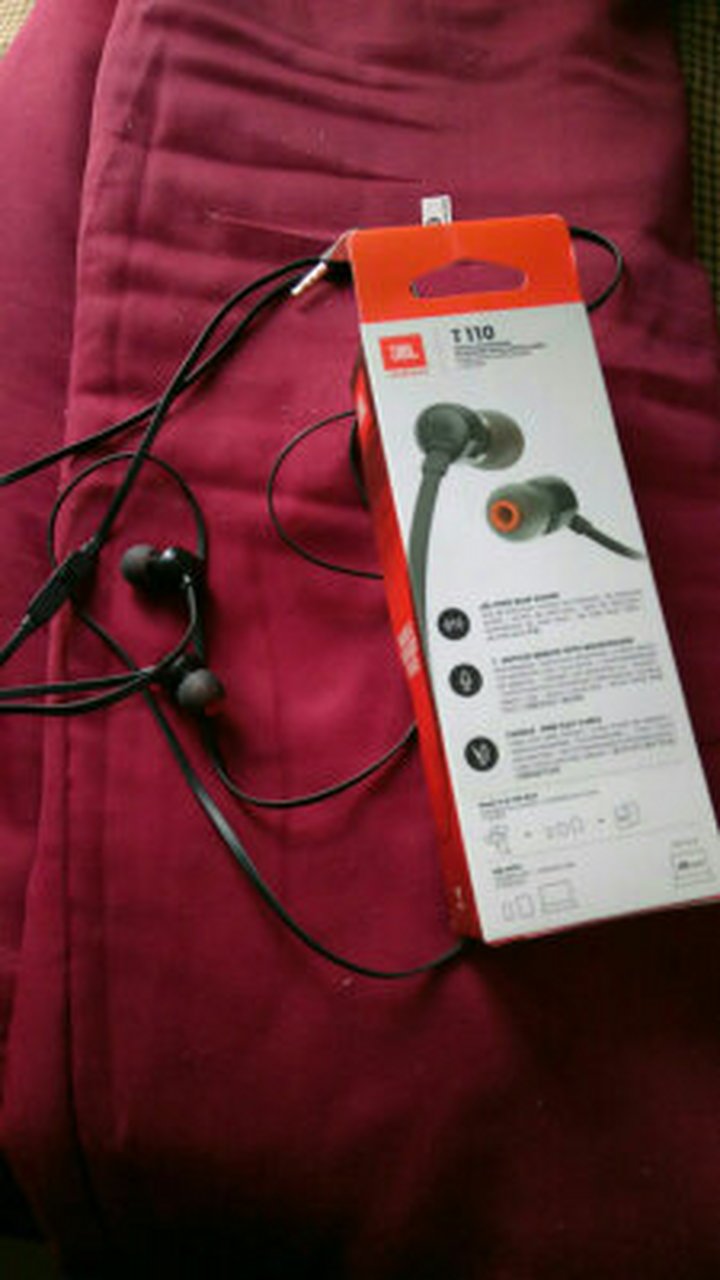 jblt110耳机质量怎么样,jblt110与jblt205音质哪个好  jblt110也还不