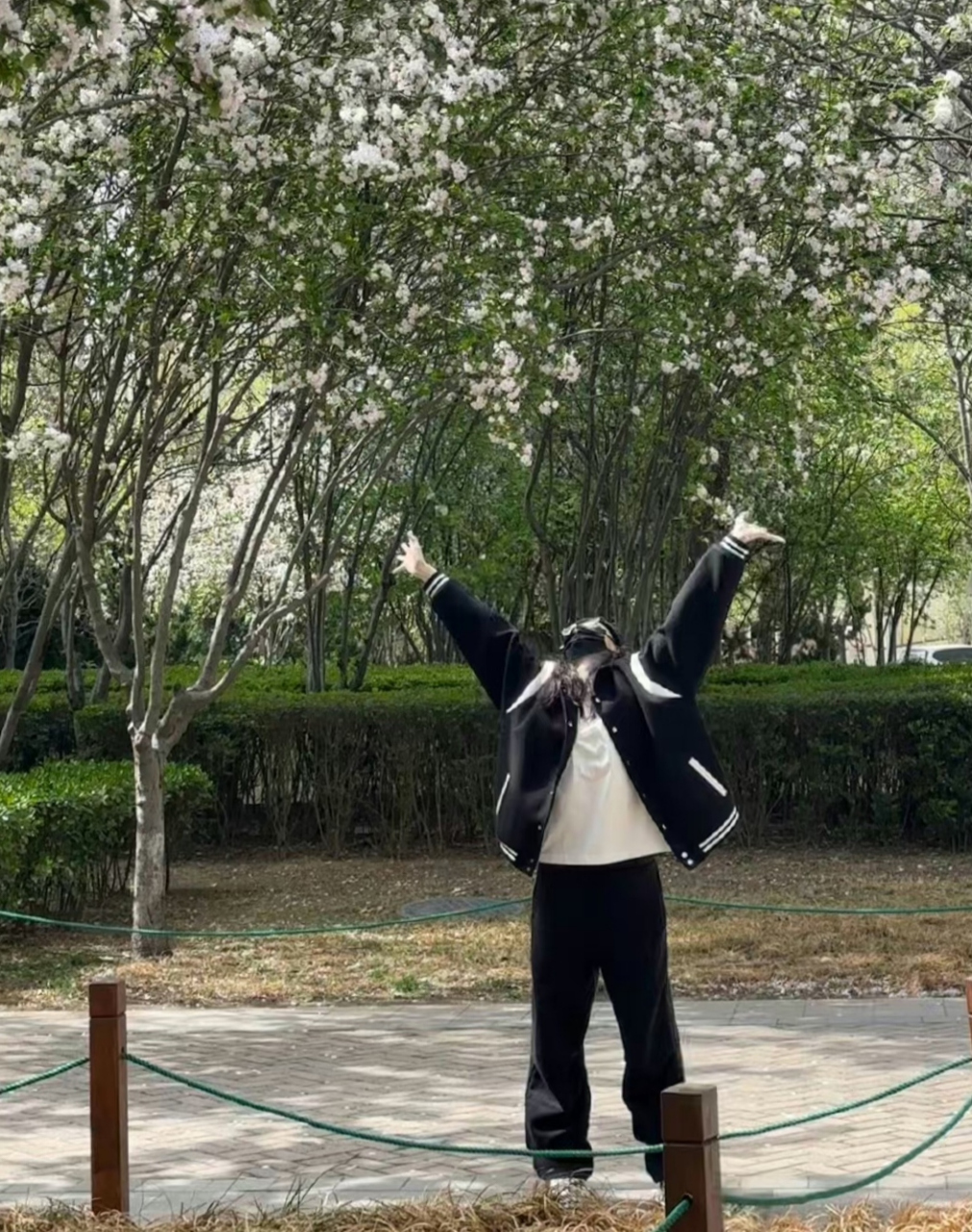 孙千你太美了,太喜欢看孙千日常了,看孙千手舞足蹈这是要干嘛去,一起