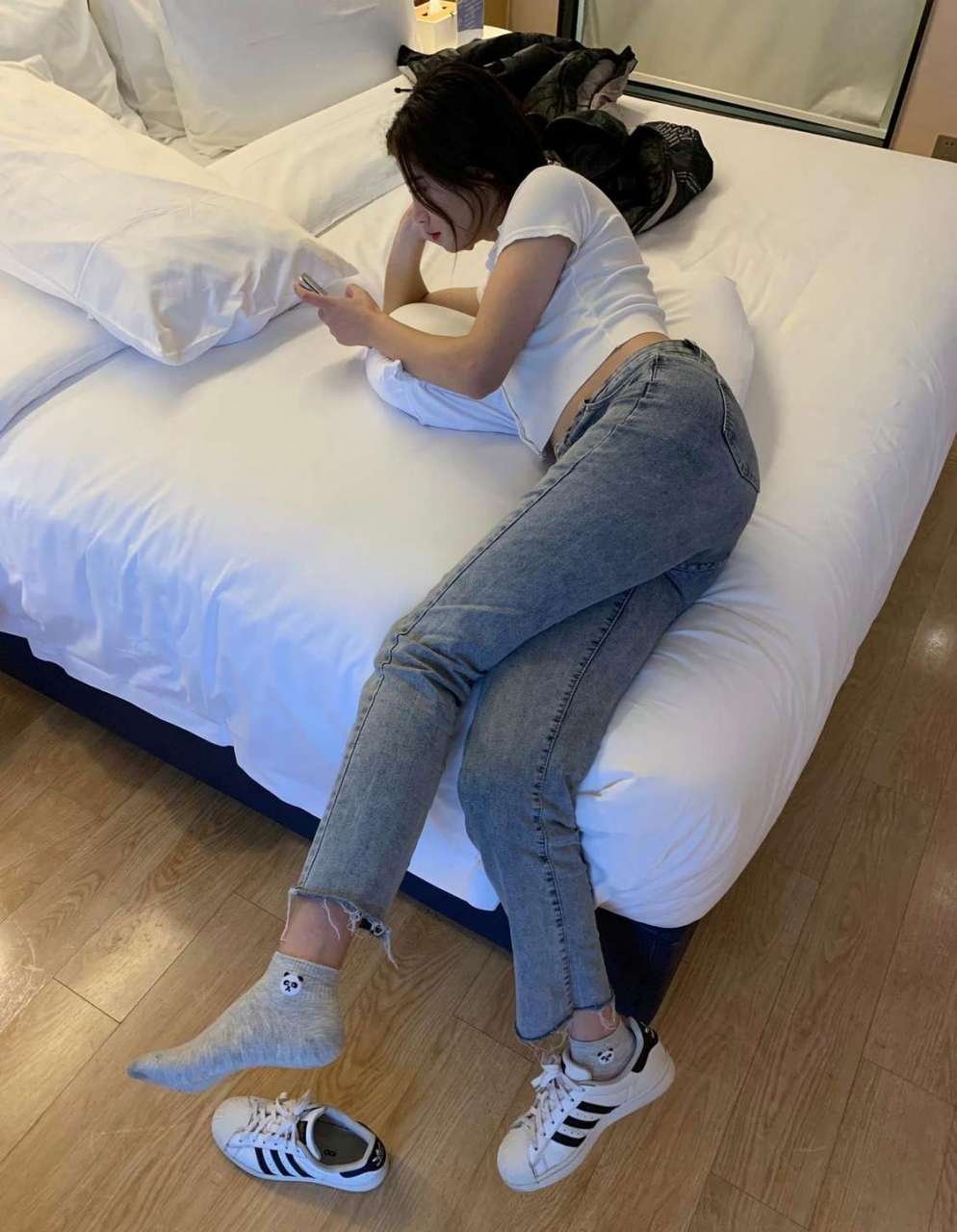 这几个意思?一直看手机