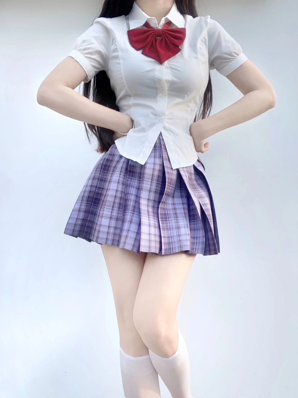 今日穿搭:修身衬衫 葡萄汽水jk 领结 开衫,夏天是jk的季节没错啦!