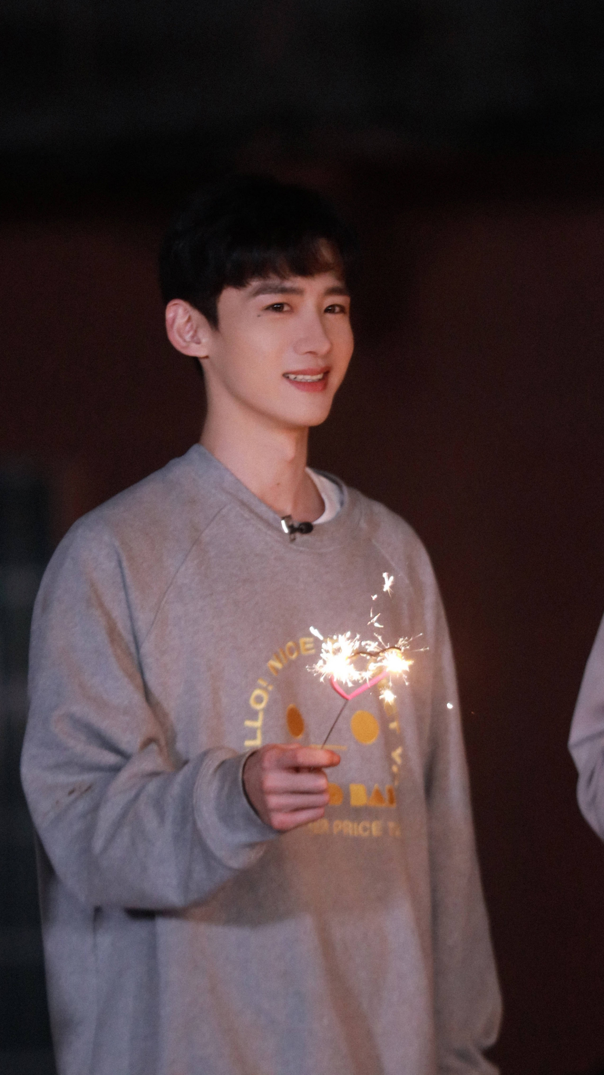 演员白敬亭,幽默风趣,帅气绅士,来看帅照