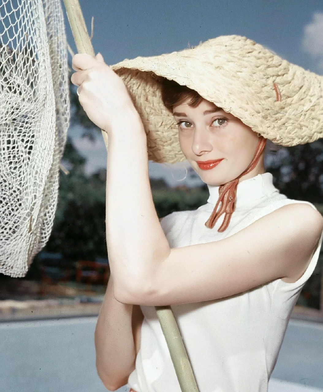 奥黛丽赫本一生最经典的作品有5部,《罗马假日》,《窈窕淑女》