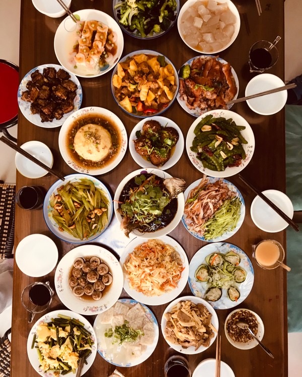 青花汾酒为高品质生活代言