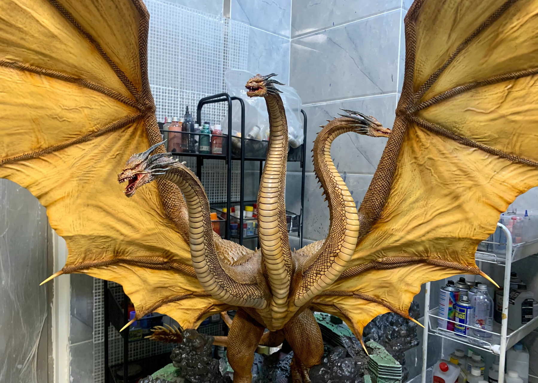 模型欣赏:怪兽王者 基多拉.by 鱼朵-大黄.#动漫# #雕塑# #模型