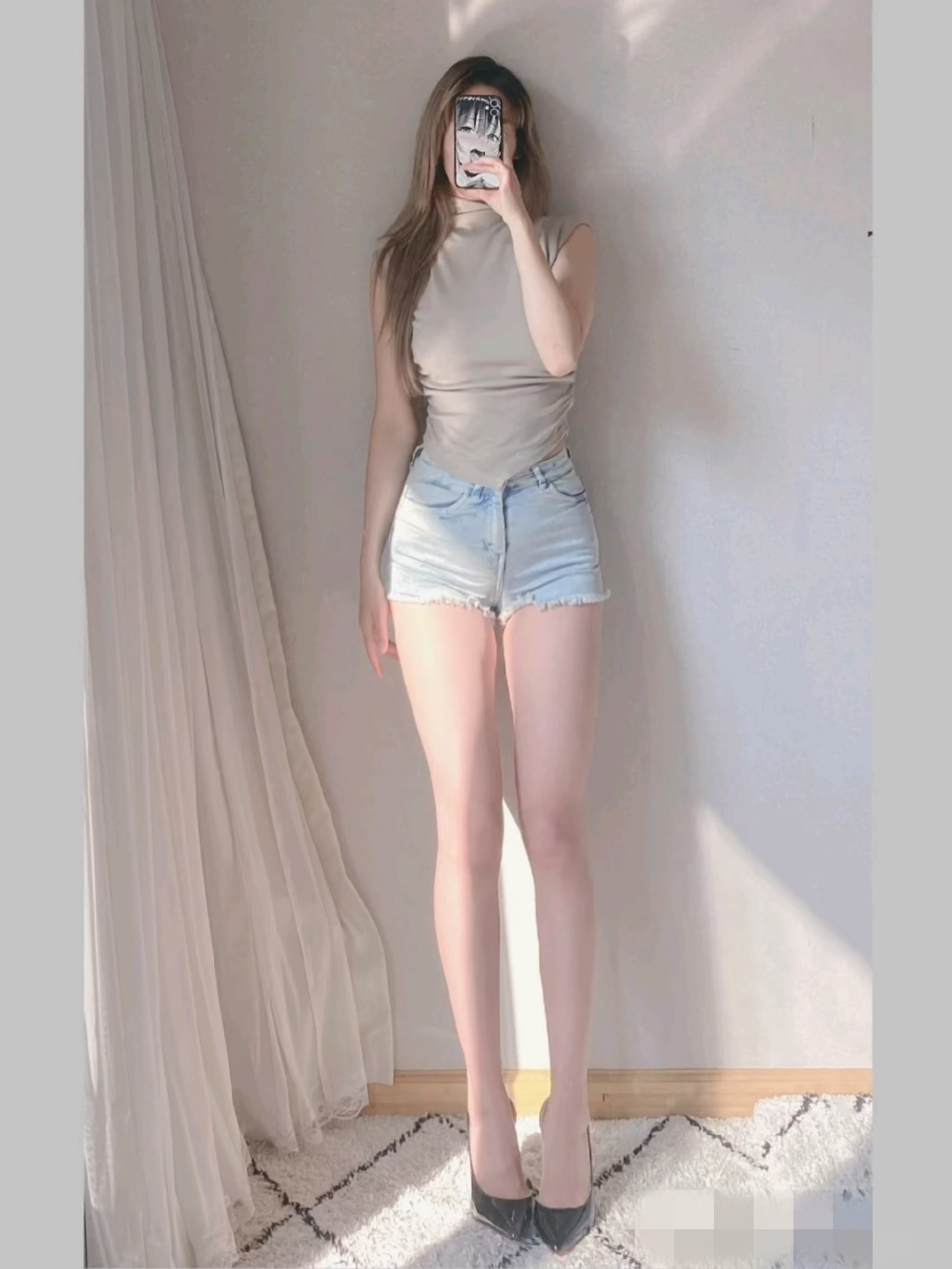 减肥成功了,终于有傲人的无敌大长腿了#美女# #性感好身材