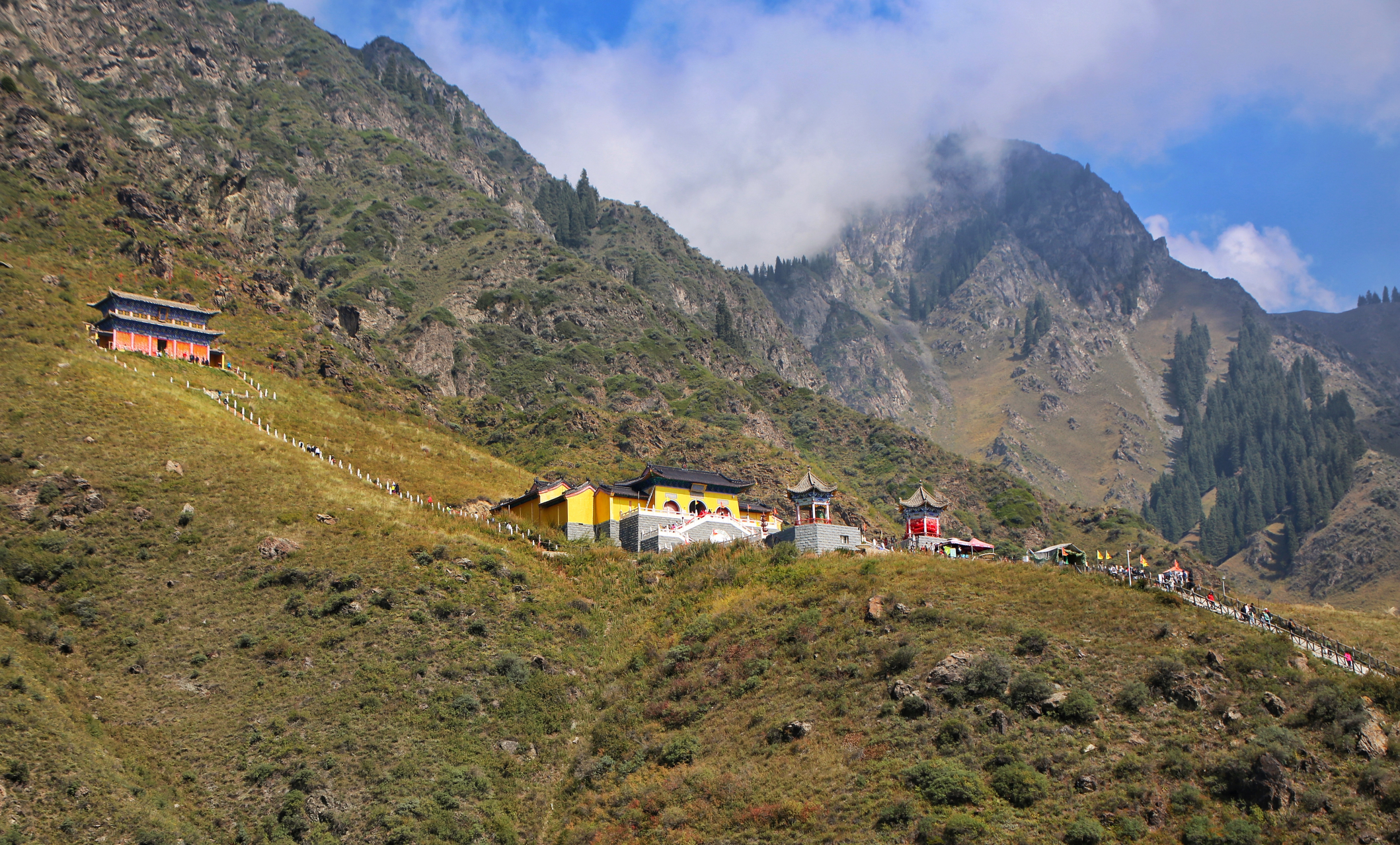 九月动态激励计划#  西王母祖庙 天山天池景区西王母文化的代表街筑