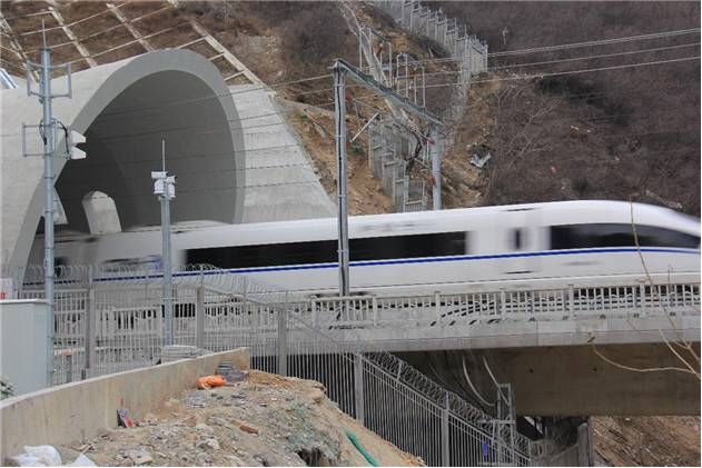 浙江修建一座重要的高铁站,规模4台10线,是综合交通枢纽站