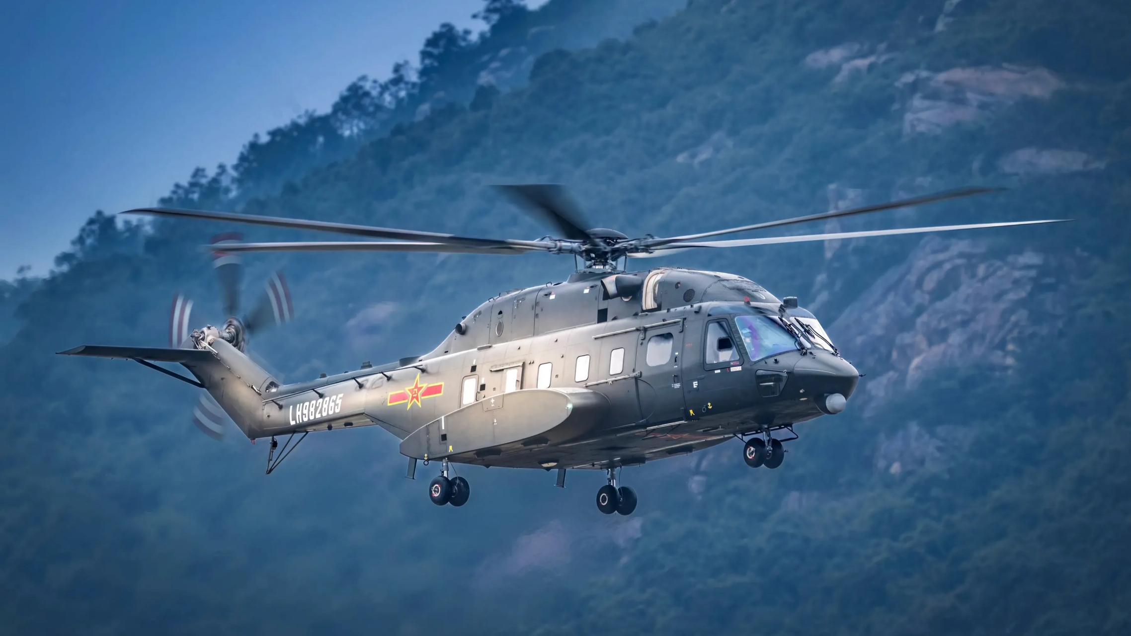 这算不算是超黄蜂直升机魔改?