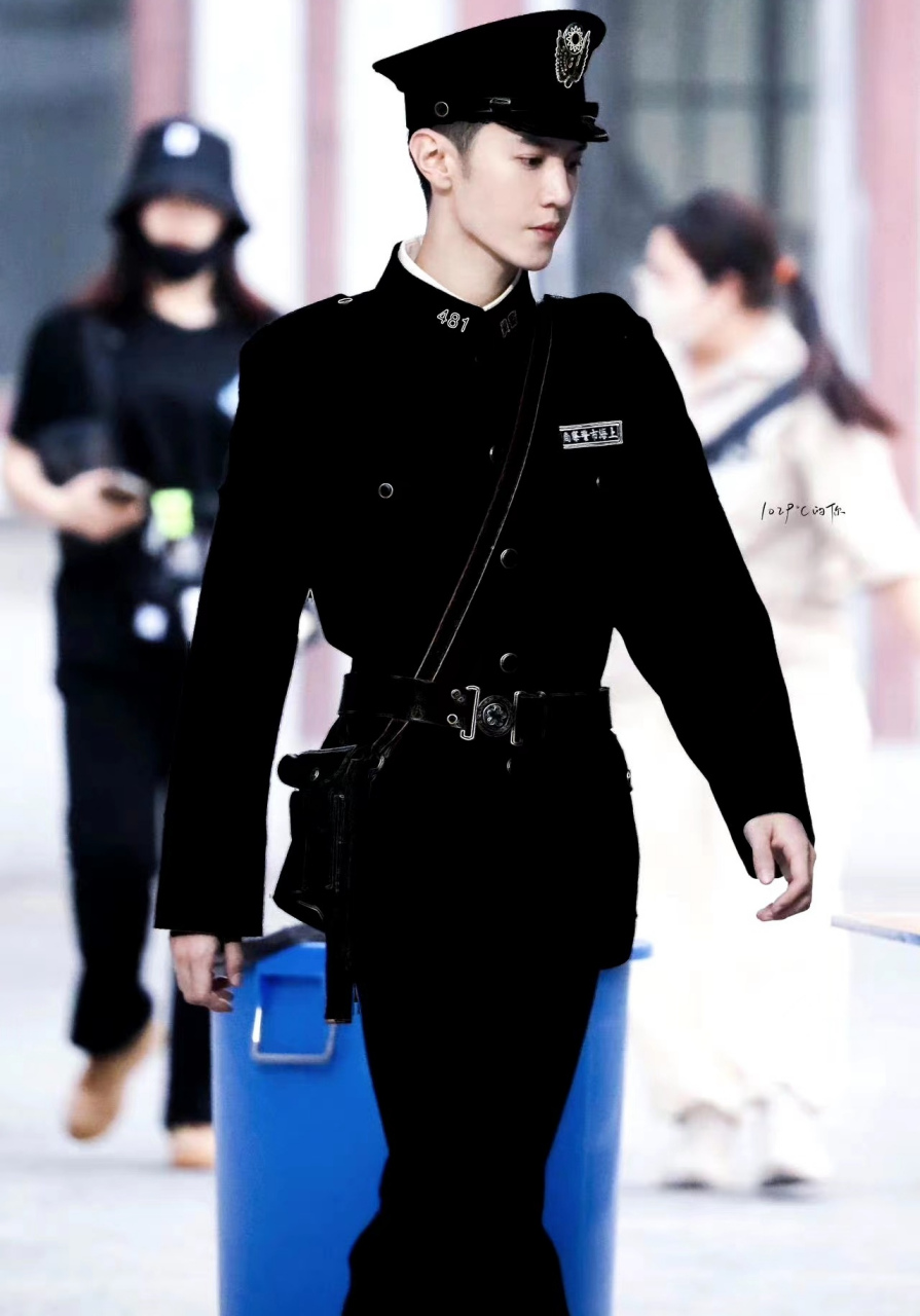 陈哲远新剧《暗夜与黎明》剧照,黎明将至,为义而行---林少白