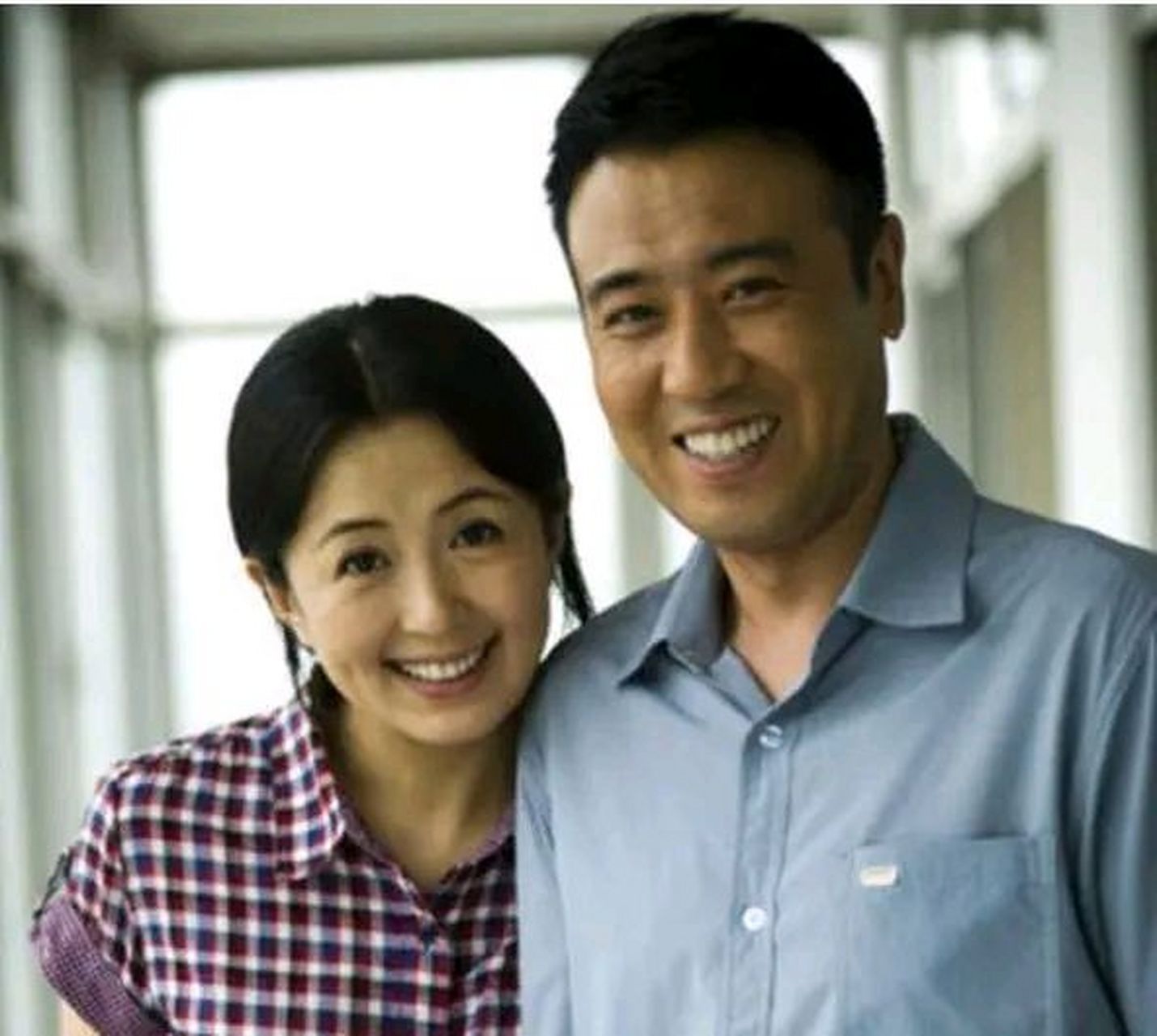 于和伟喝醉后想从南京长江大桥跳下一死了之,但没想到,女友宋林静知道