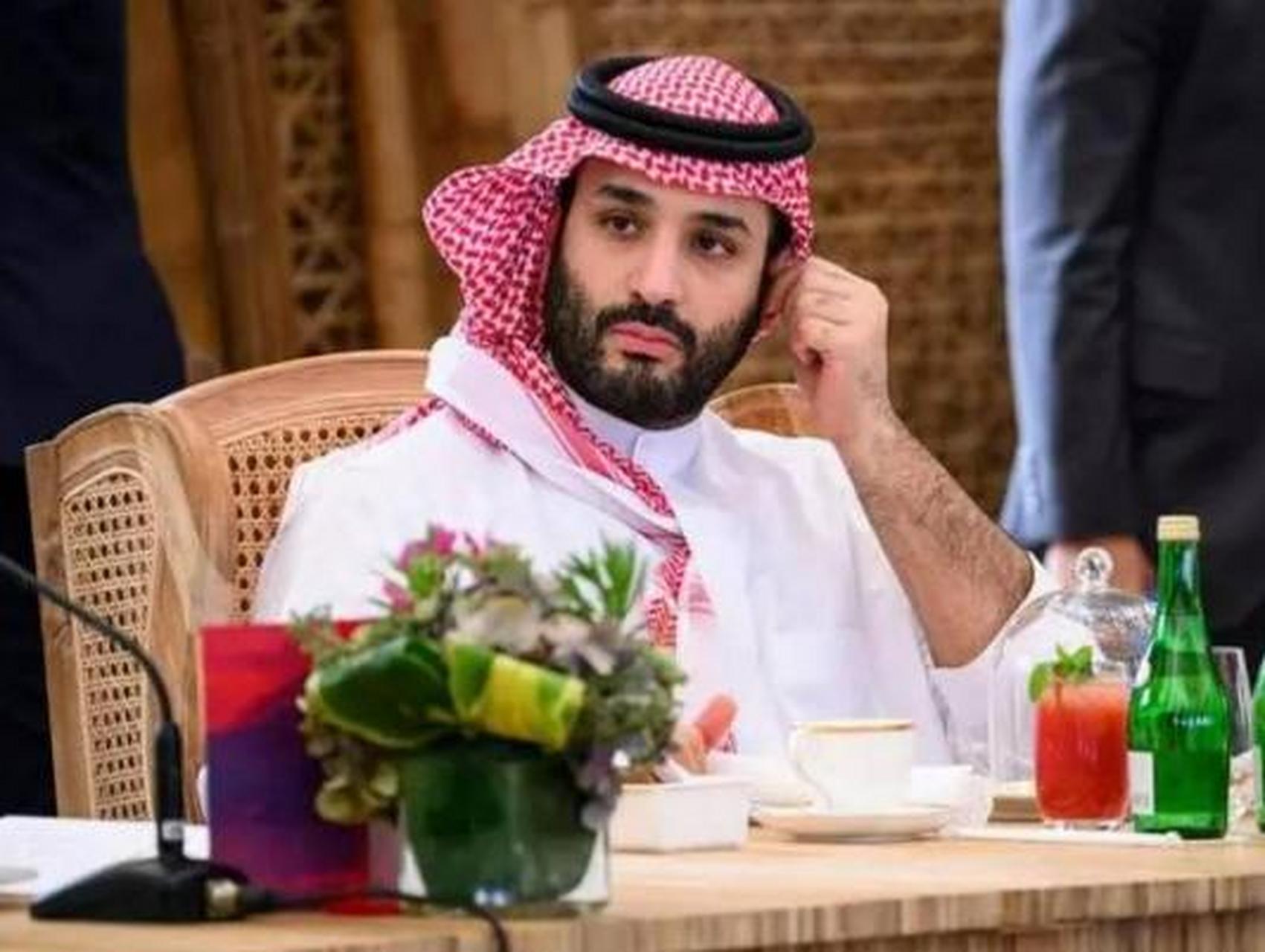 超帅的小萨勒曼王储,到哪都是圈粉的人气王,每次亮相都能惊艳全场