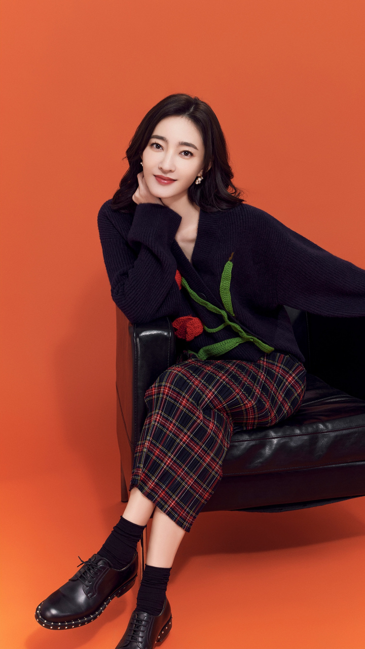 王丽坤# 快乐与悲伤常常并存,忧虑与喜悦之间仅有一线之隔.