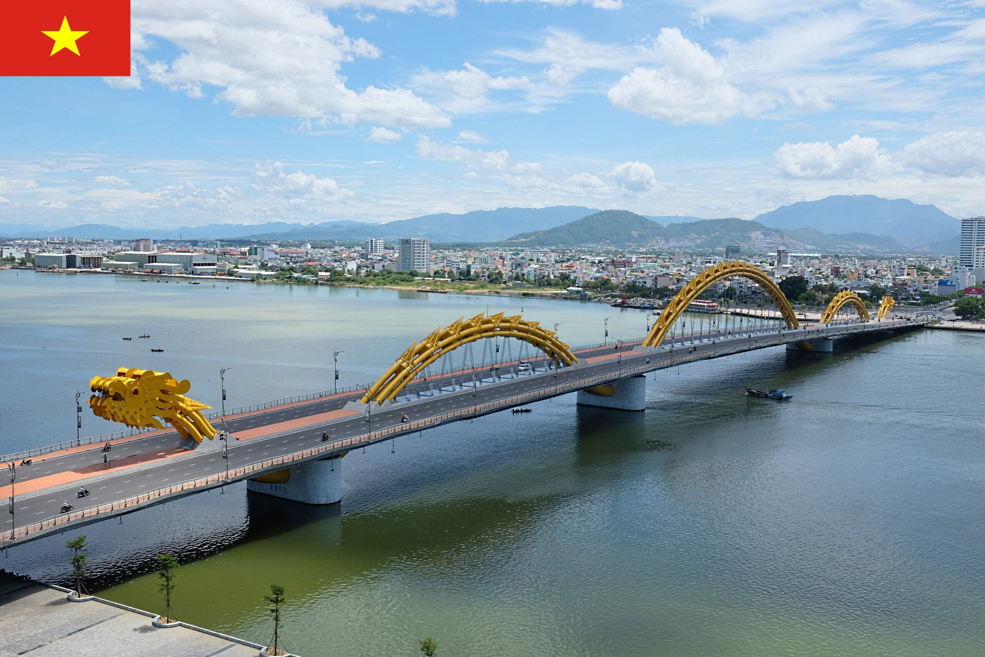 龙桥,越南汉江上的一座桥.