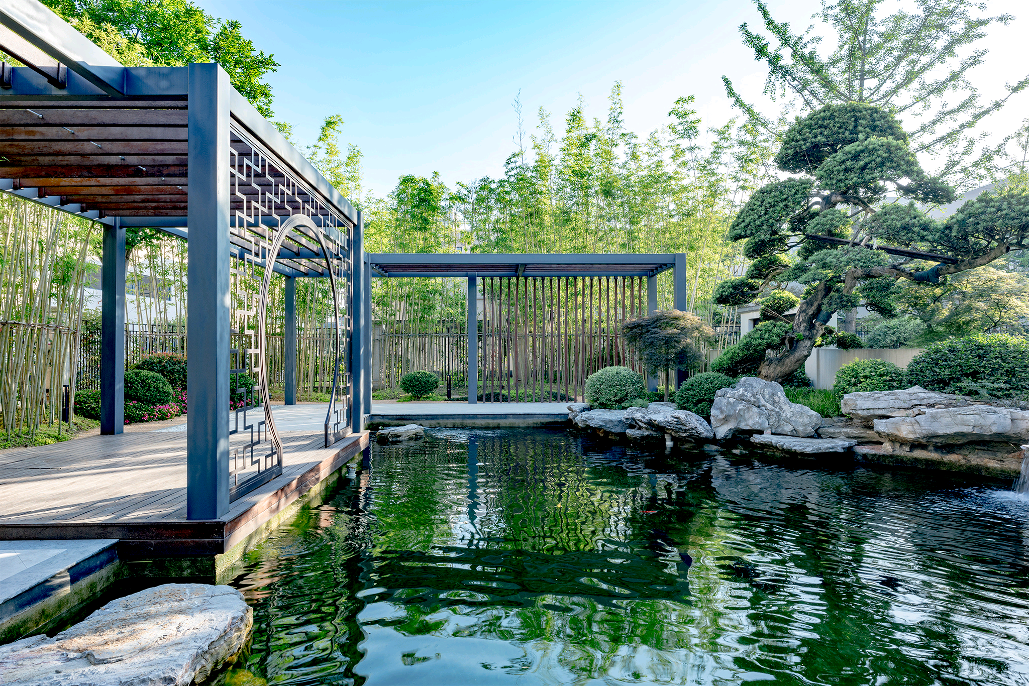 南京钟山高尔夫的庭院花园可以采用什么设计风格?