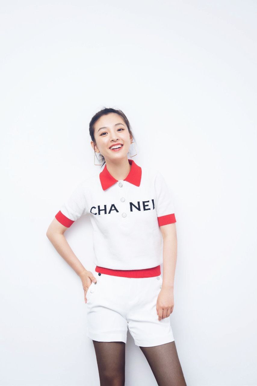 吴倩黑丝生活照,大家有喜欢的吗?#女明星# #娱圈新动向# #美女