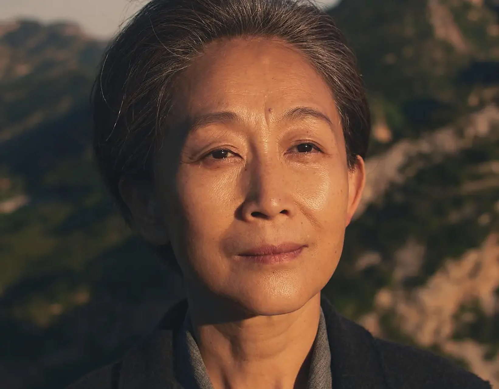 老年叶文洁大概是剧版《三体》满意度最高的一个角色.