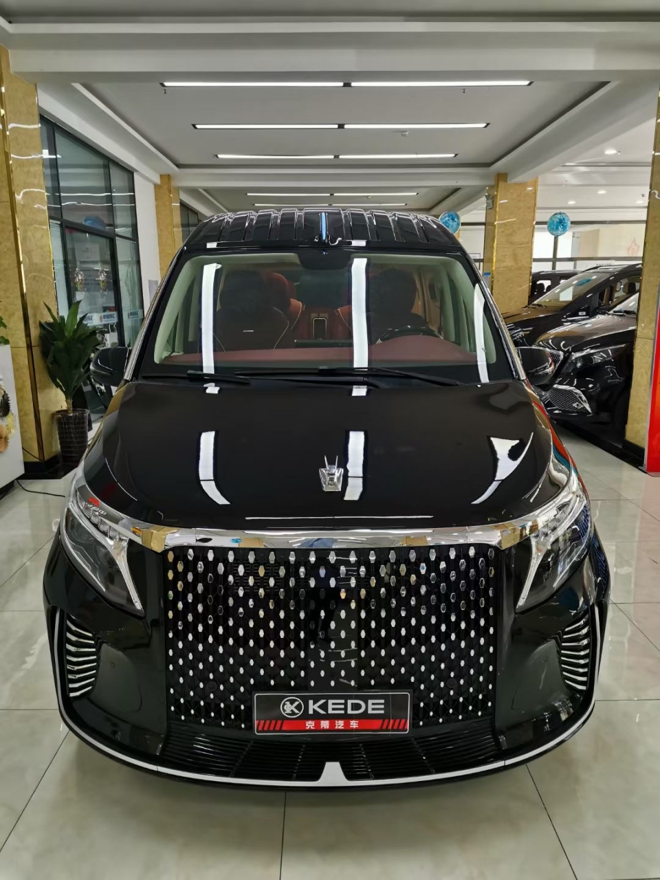 奔驰v260改造圣母峰商务车