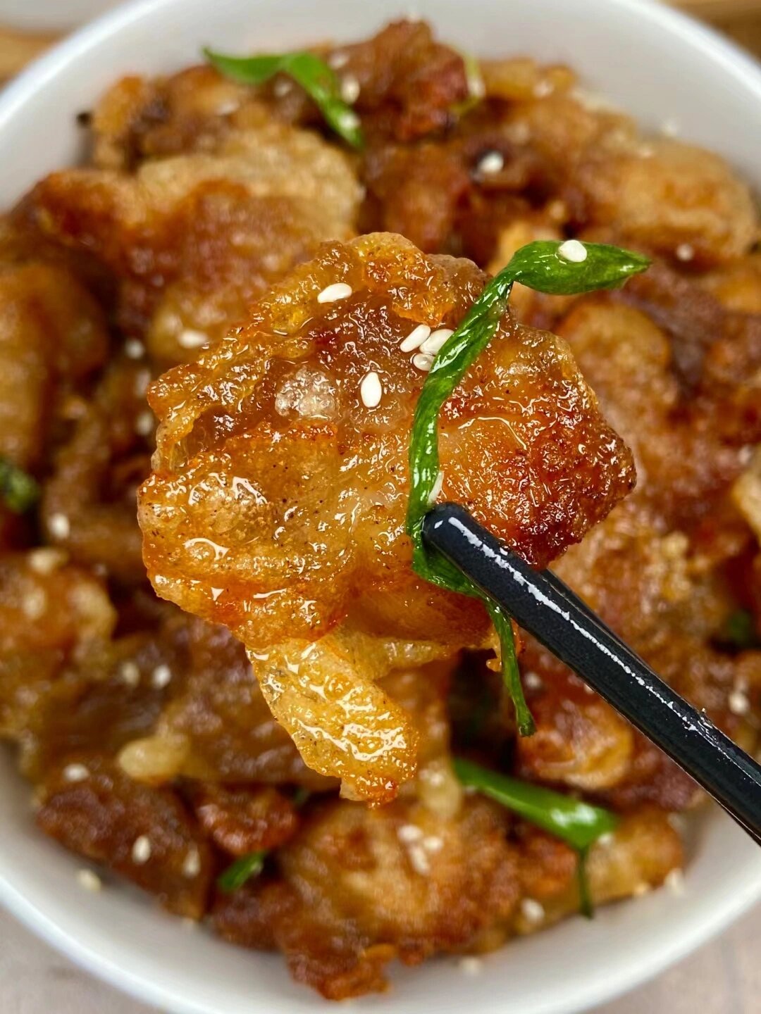 大家好今天来教大家做一道超级好吃的家常菜