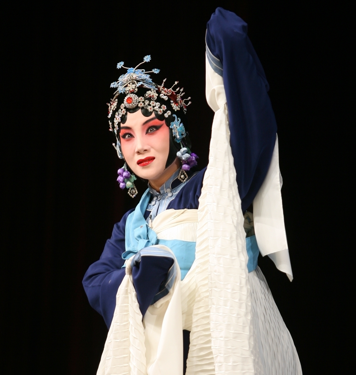 上海京剧院博采众长,曾吸收这八大名角,其中有尚长荣,关栋天等