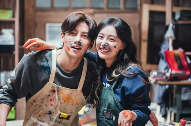 平平无奇的我如何与高富帅相爱,爱情的浪漫也可以具象化!