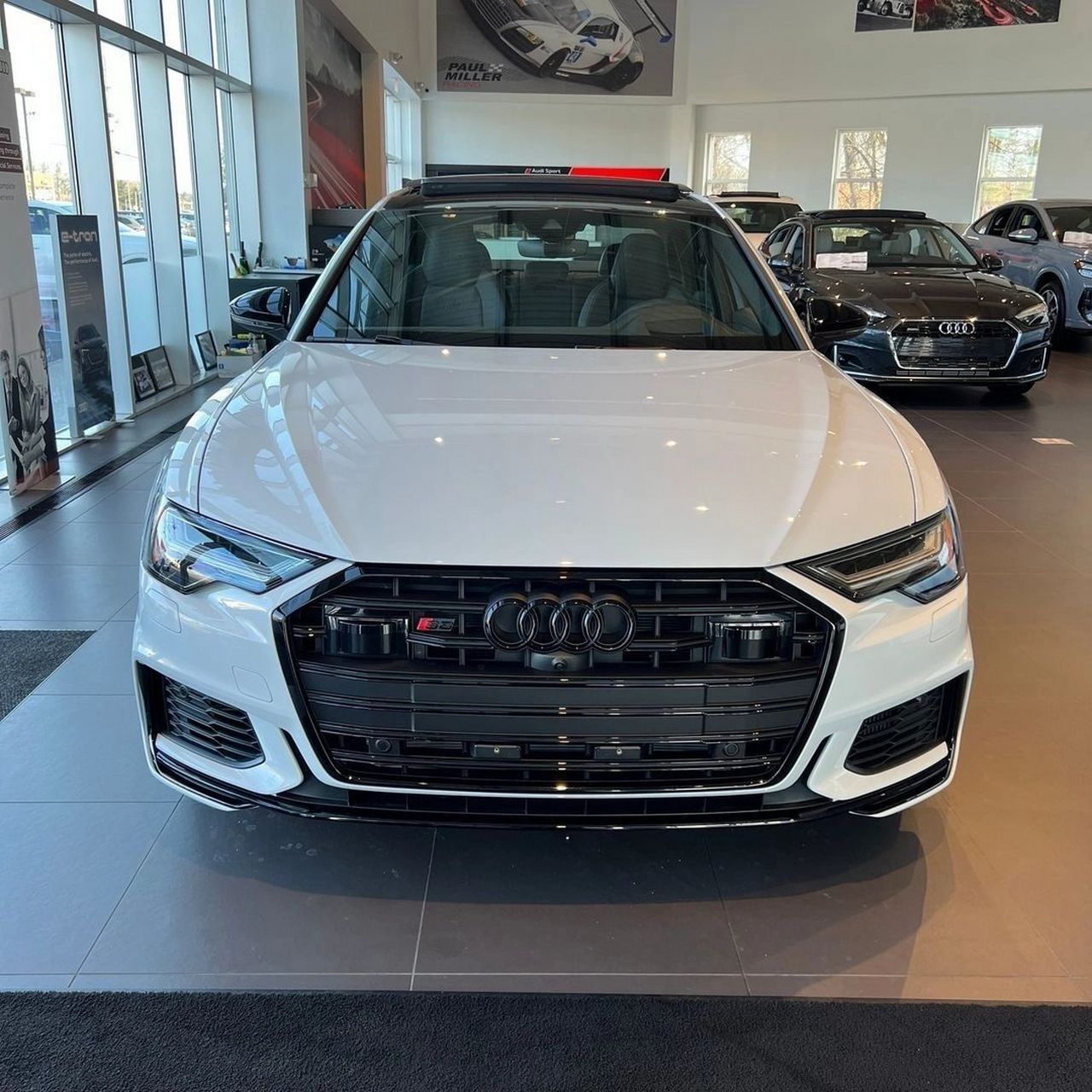 9t limousine 奥迪s6 朱鹭白的外观,以及2.