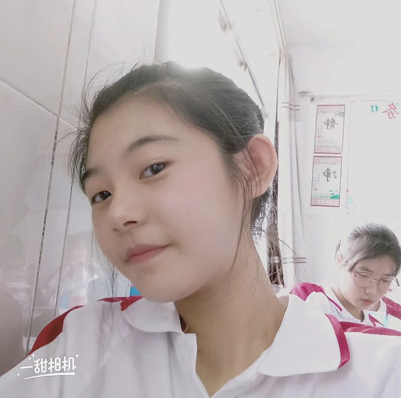 初中,想看看同学们帅气的照片